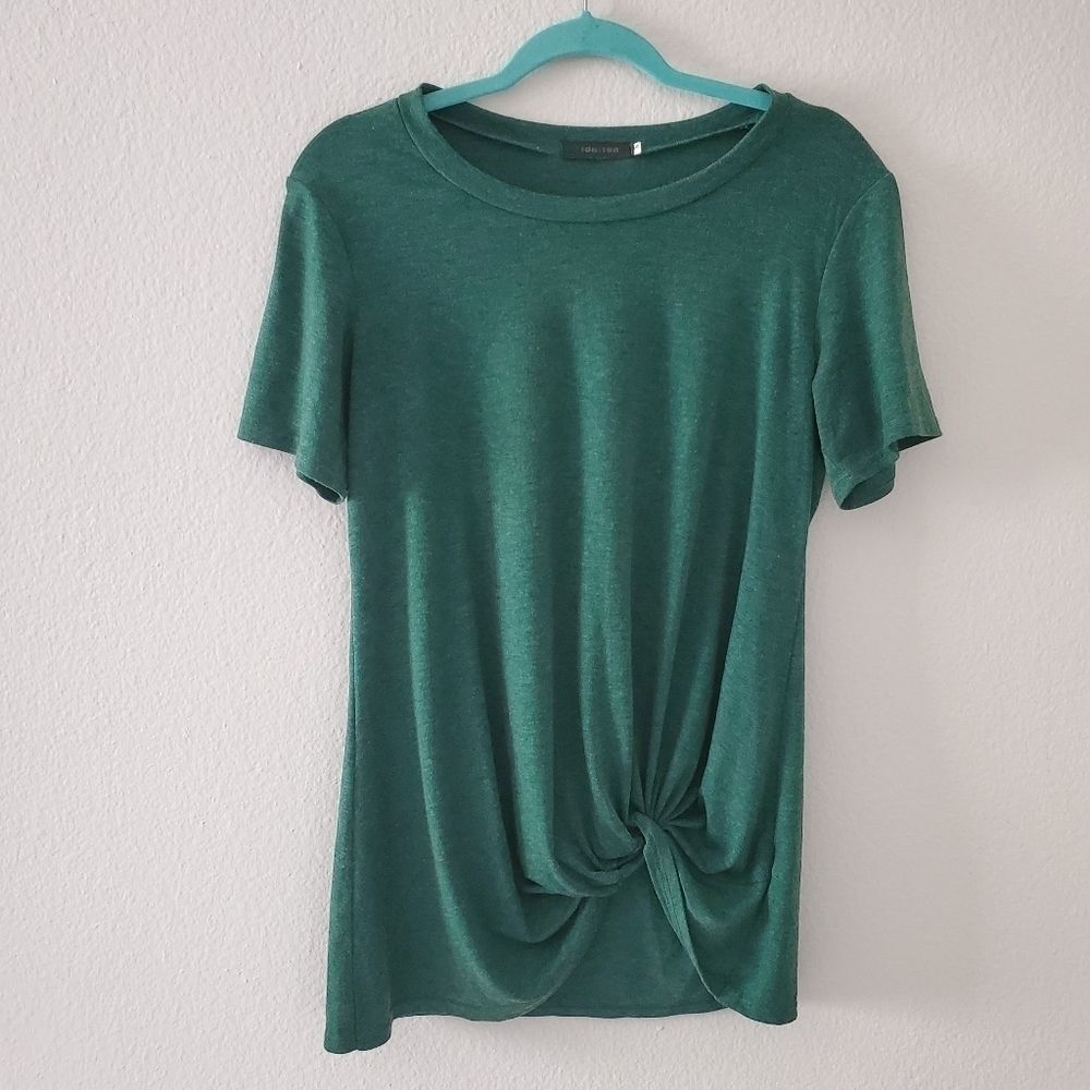 Green front tie tee shirt